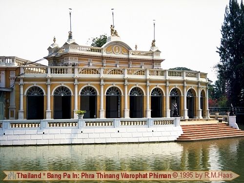 Bang Pa In - Phra Thinang Warophat Phiman