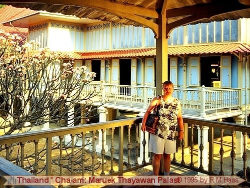 Im Phra Ratchaniwet Maruek Thayawan