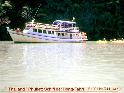 Die Boote verlassen das Schiff Die Boote verlassen das Schiff