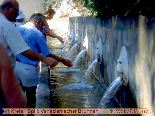 Brunnen in Spili